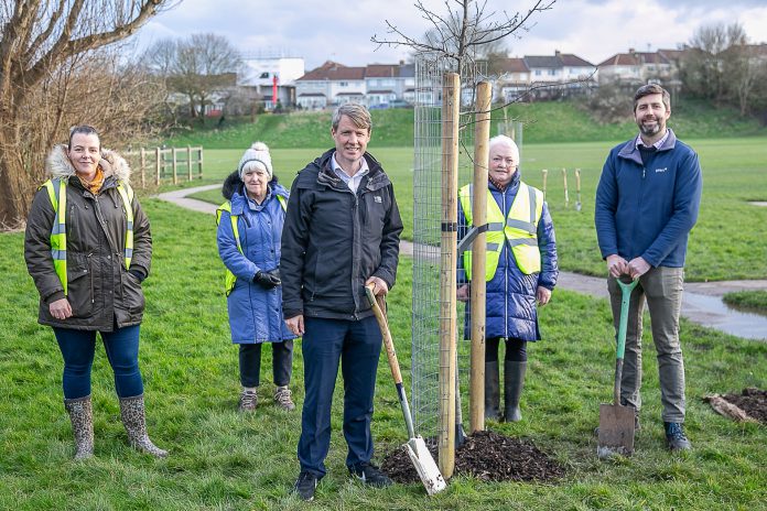 Kingswood MP Chris Skidmore and South Gloucestershire Council Leader Cllr Toby Savage with representatives of the Friends of Southey Park planting the new trees at Southey Park