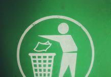 Symbol of a rubbish bin