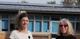 Councillor Louise Harris and Kathryn Jones from Wellesley Primary School